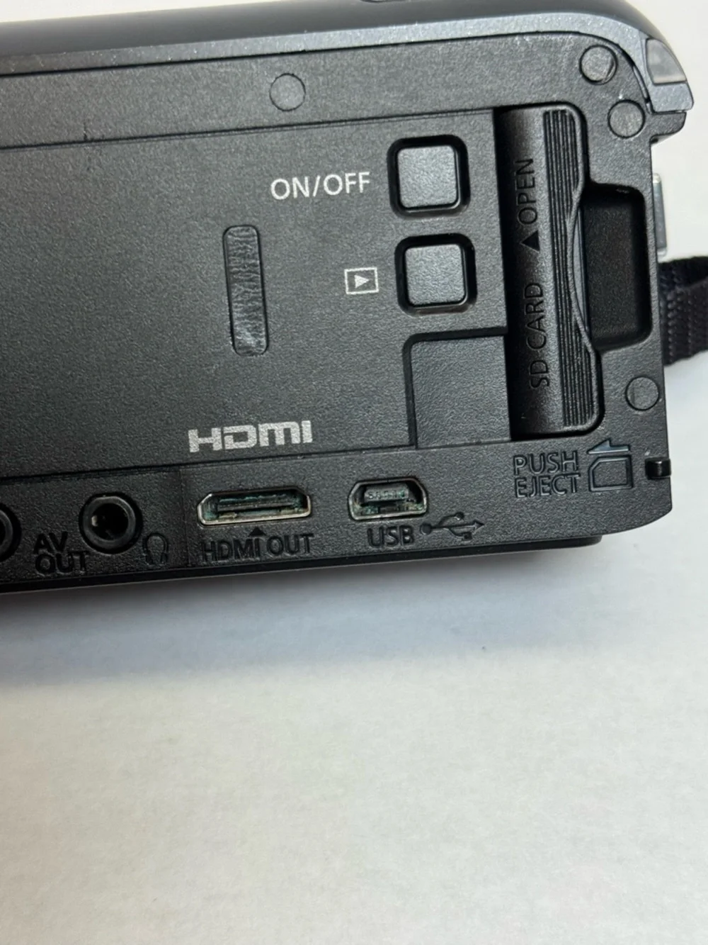 *READ DESC* Canon VIXIA HF R80 Full HD 1080p 60fps MP4 16GB Flash Camcorder 32x - Picture 11 of 13